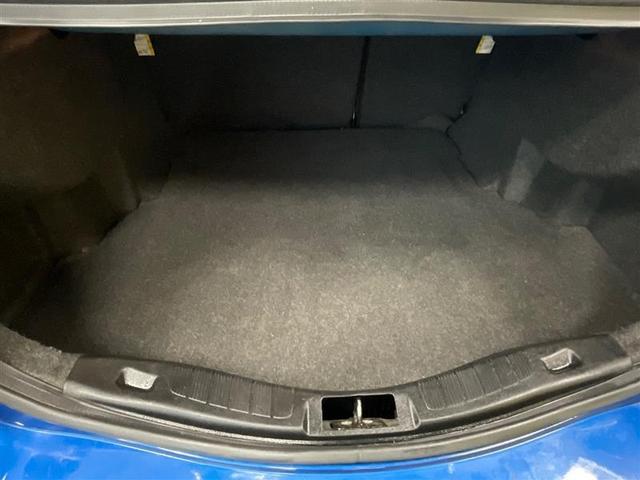 Photo of 2018 Blue Ford Fusion