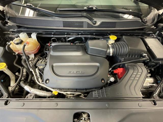 Photo of 2020 Gray Chrysler Pacifica