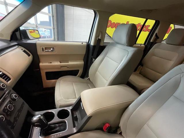Photo of 2019 Ingot Silver Metallic Ford Flex