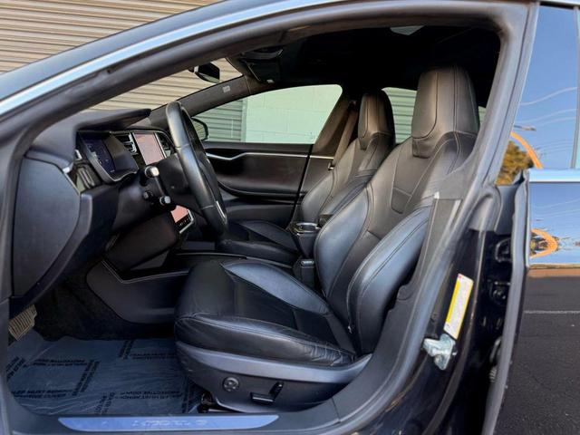 Photo of 2016 Black Tesla Model S