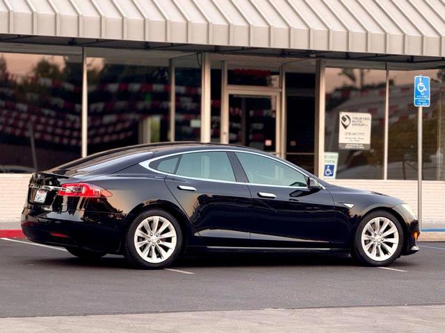 Photo of 2016 Black Tesla Model S