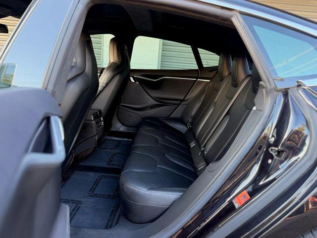 Photo of 2016 Black Tesla Model S