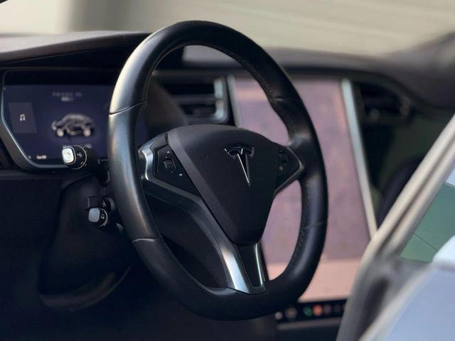 Photo of 2016 Black Tesla Model S