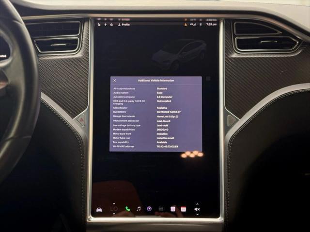 Photo of 2018 Pearl White Multi-Coat Tesla Model X