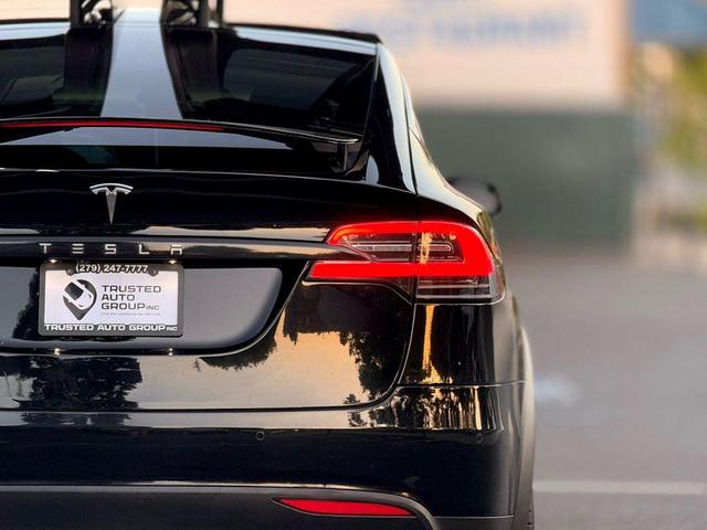 Photo of 2016 Black Tesla Model X