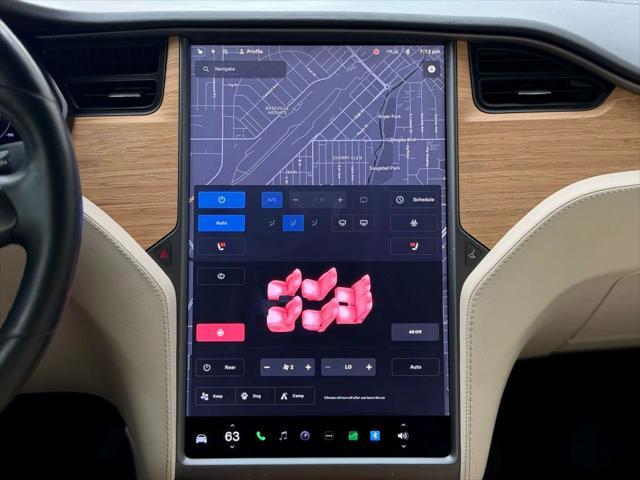 Photo of 2018 Grey Tesla Model X