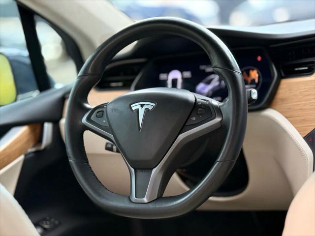 Photo of 2018 Grey Tesla Model X