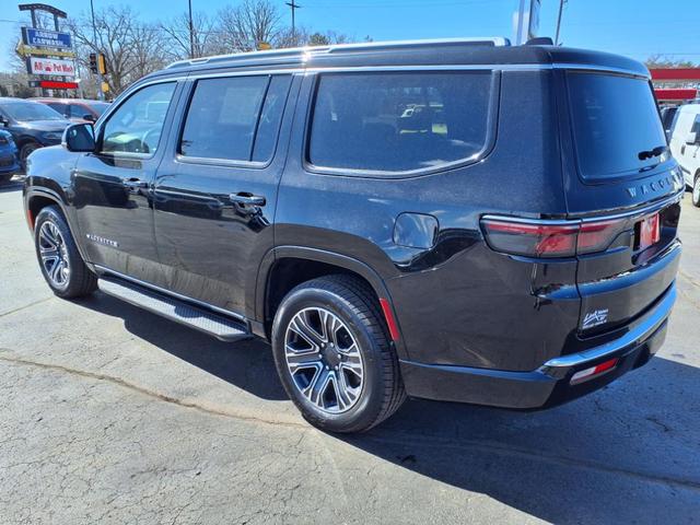 Photo of 2024 Diamond Black Crystal Pearlcoat Jeep Wagoneer