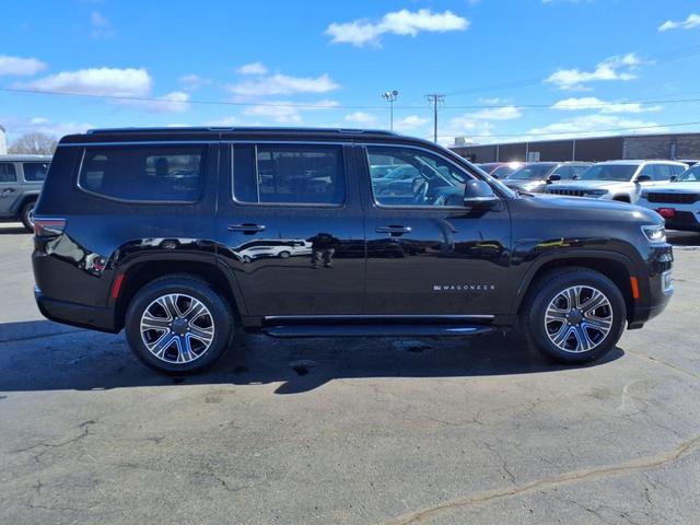 Photo of 2024 Diamond Black Crystal Pearlcoat Jeep Wagoneer
