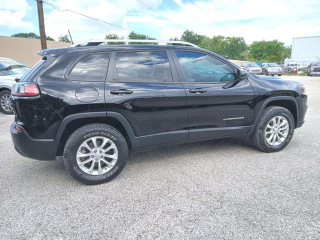 Photo of 2021 BLACK Jeep Cherokee