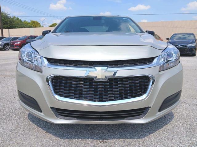 Photo of 2015 BEIGE Chevrolet Malibu