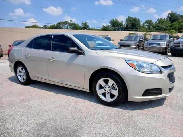 Photo of 2015 BEIGE Chevrolet Malibu