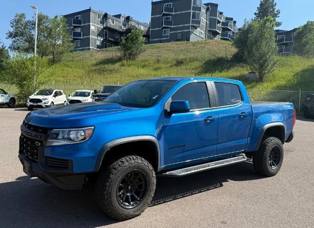 Photo of 2022 Bright Blue Metallic Chevrolet Colorado