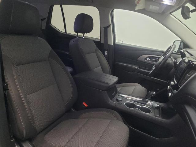 Photo of 2019 Gray Chevrolet Traverse