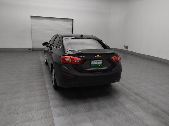 Photo of 2017 Red Chevrolet Cruze