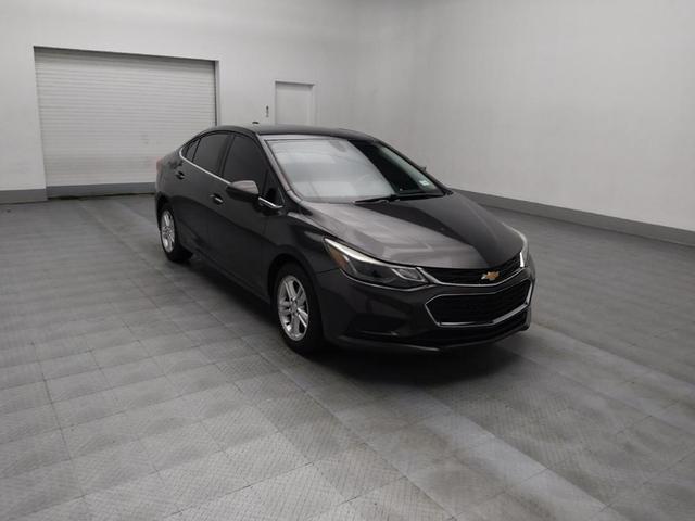 Photo of 2017 Red Chevrolet Cruze