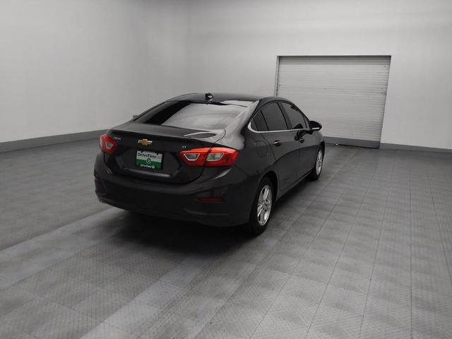 Photo of 2017 Red Chevrolet Cruze
