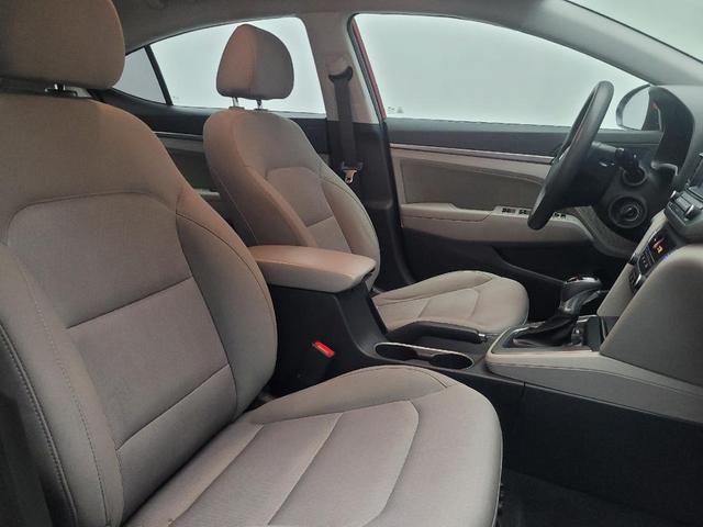 Photo of 2018 Scarlet Red Hyundai ELANTRA