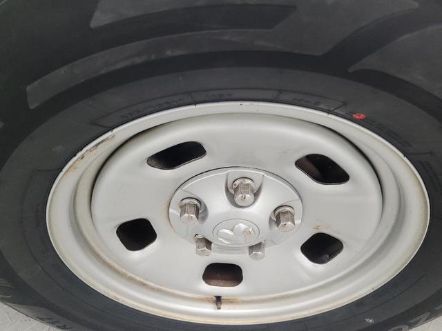 Photo of 2019 Bright White Clearcoat RAM 1500