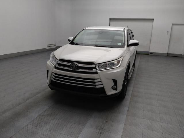 Photo of 2018 Blizzard Pearl Toyota Highlander