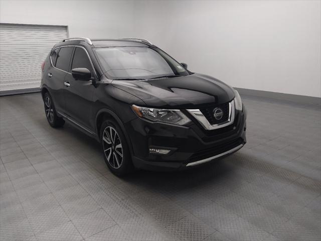 Photo of 2019 Magnetic Black Pearl Nissan Rogue