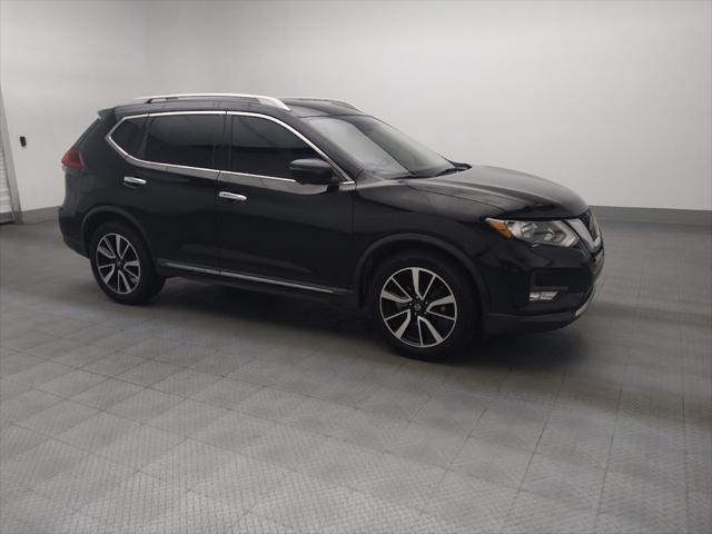 Photo of 2019 Magnetic Black Pearl Nissan Rogue