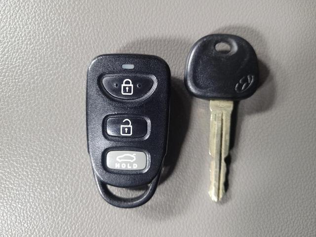 Photo of 2019 Lakeside Blue Hyundai ELANTRA
