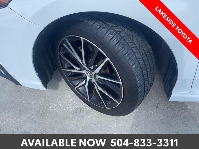 Photo of 2022 White Toyota Camry