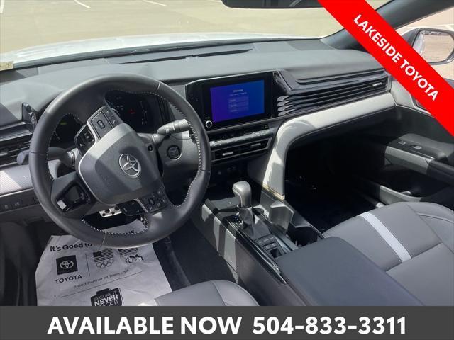 Photo of 2025 Ice Cap Toyota Camry