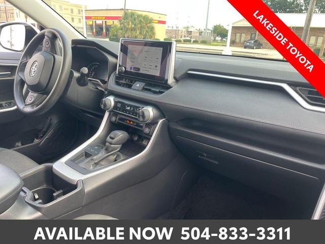 Photo of 2024 Ice Cap Toyota RAV4