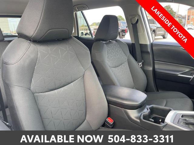 Photo of 2024 Ice Cap Toyota RAV4