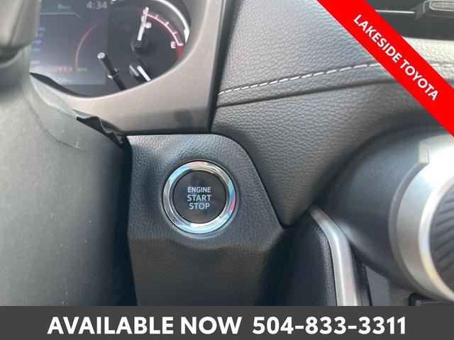 Photo of 2024 Ice Cap Toyota RAV4