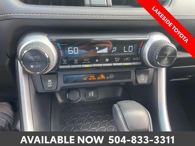 Photo of 2024 Ice Cap Toyota RAV4