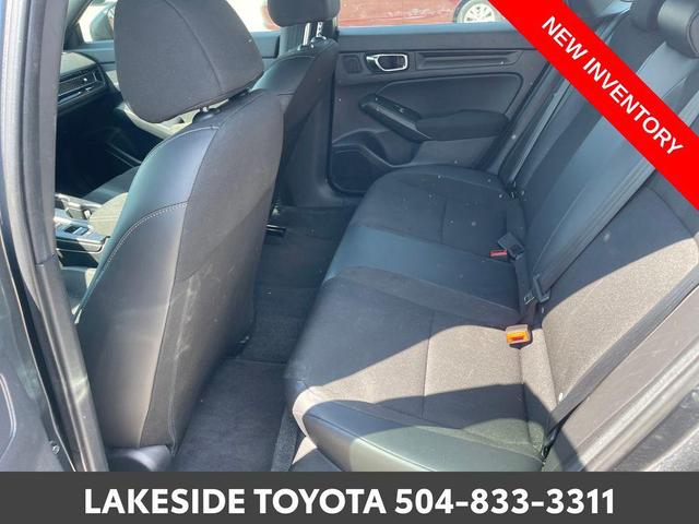 Photo of 2022 Gray Honda Civic