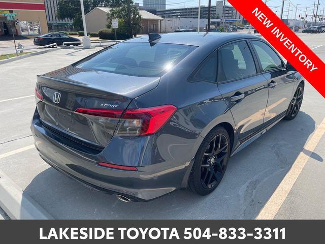 Photo of 2022 Gray Honda Civic