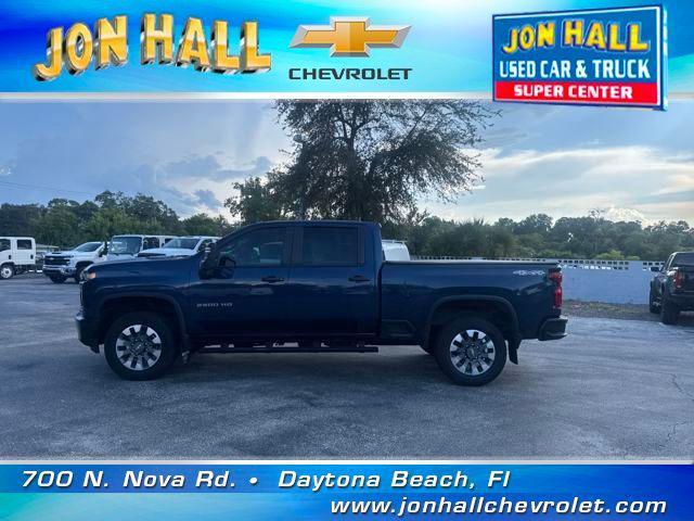 Photo of 2022 Northsky Blue Metallic Chevrolet Silverado 2500