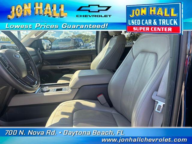 Photo of 2021 AGATE BLACK METALLIC Ford Expedition Max