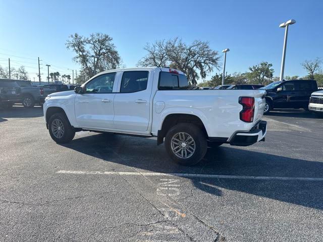 Photo of 2025 Summit White Chevrolet Colorado