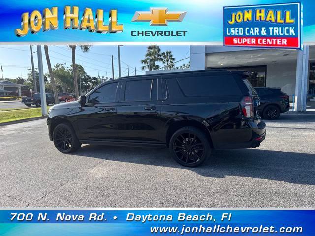 Photo of 2021 Black Chevrolet Suburban