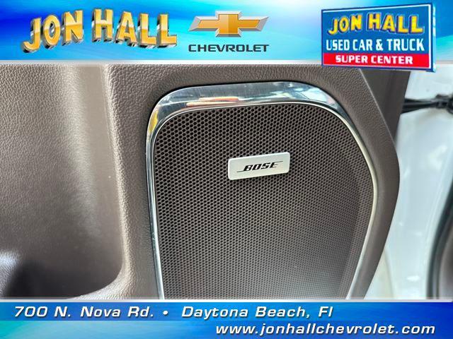 Photo of 2016 Summit White Chevrolet Silverado 2500