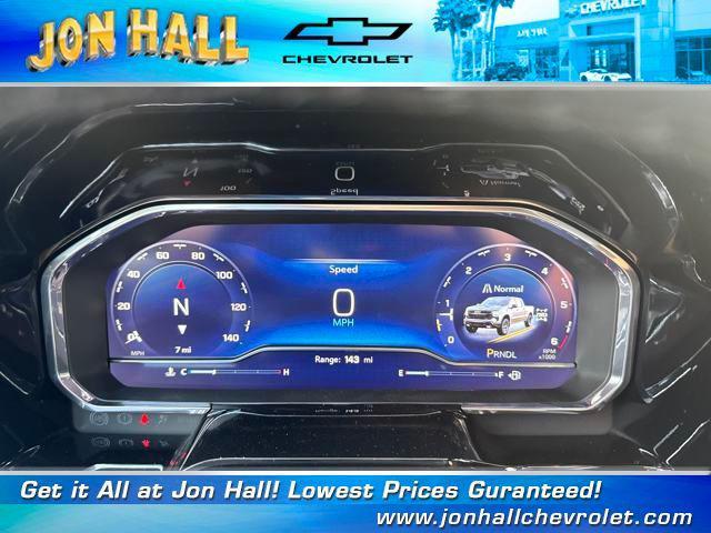 Photo of 2025 Summit White Chevrolet Silverado 1500
