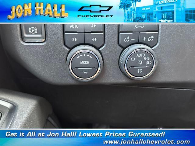 Photo of 2025 Summit White Chevrolet Silverado 1500