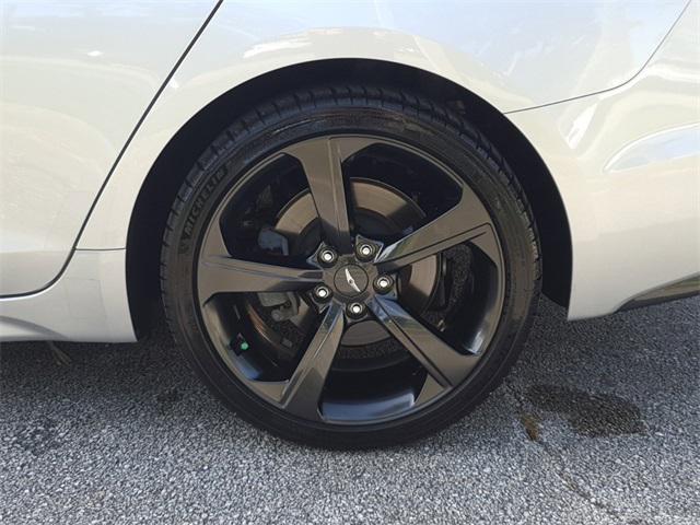 Photo of 2019 Santiago Silver Genesis G70