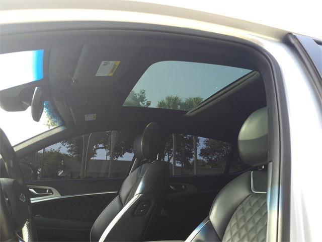 Photo of 2019 Santiago Silver Genesis G70