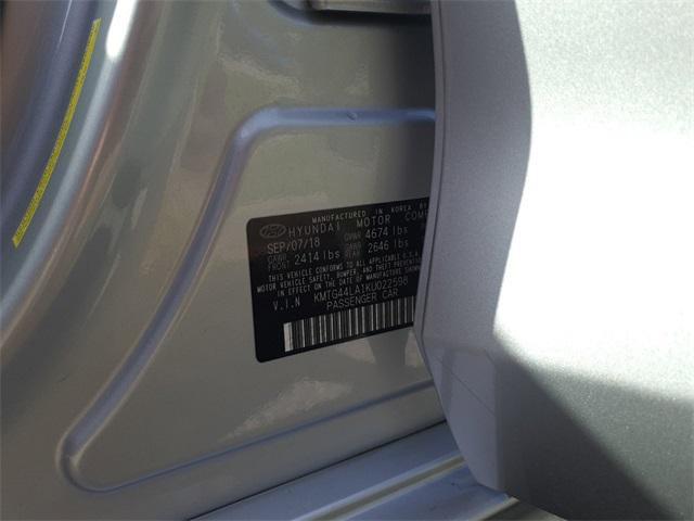 Photo of 2019 Santiago Silver Genesis G70