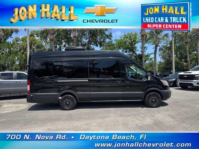 Photo of 2015 TUXEDO BLACK METALLIC Ford Transit-350