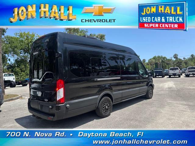 Photo of 2015 TUXEDO BLACK METALLIC Ford Transit-350