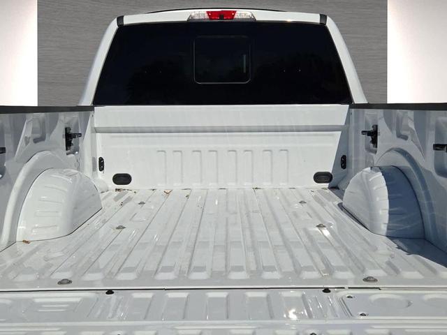 Photo of 2023 Oxford White Ford F-250