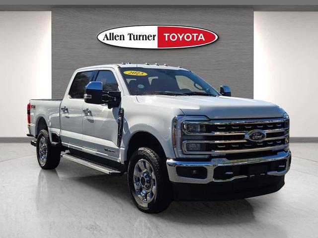 Photo of 2023 Oxford White Ford F-250