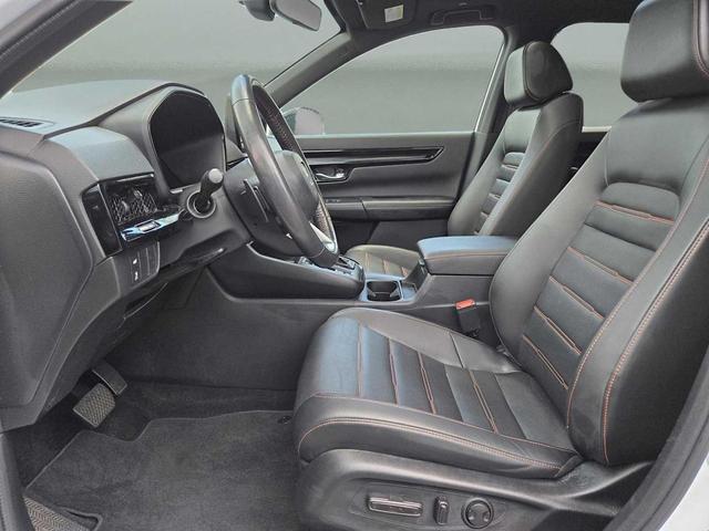 Photo of 2023 Platinum White Pearl Honda CR-V Hybrid